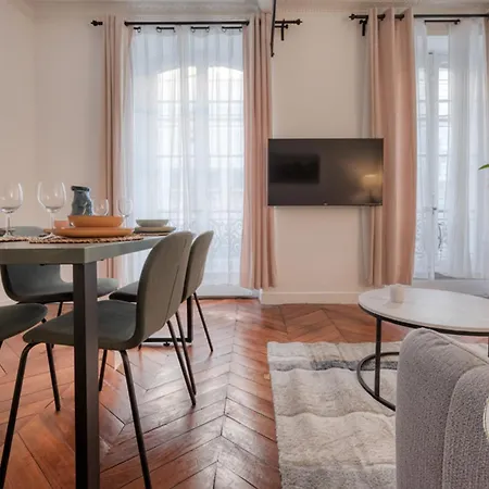 Appartamento élégant 8e, Quartier Champs-élysées